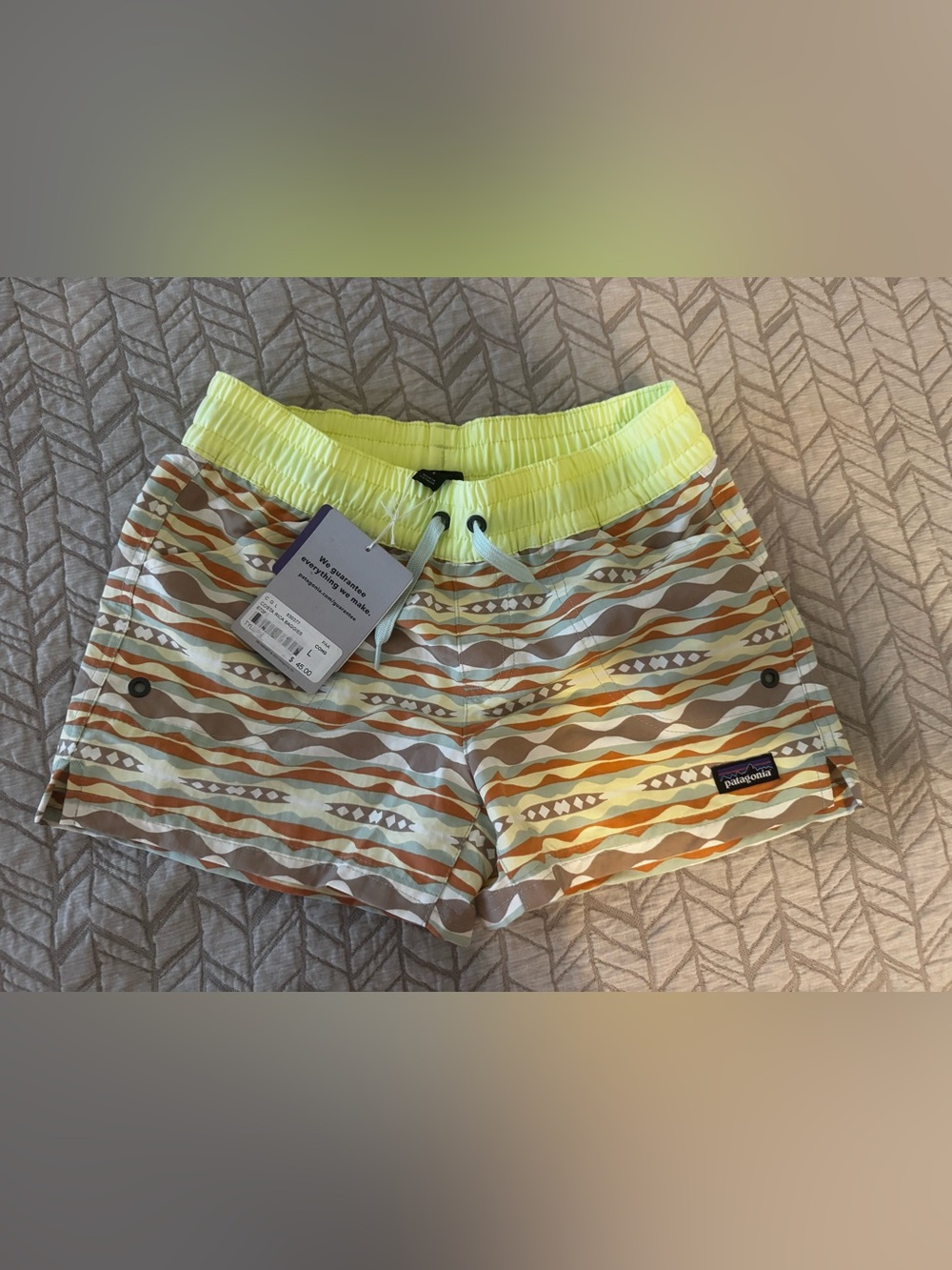 NWT Patagonia Girls Costa Rica Baggies Shorts Large $45
